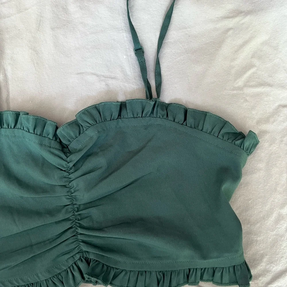 crop top - Picture 4 of 9